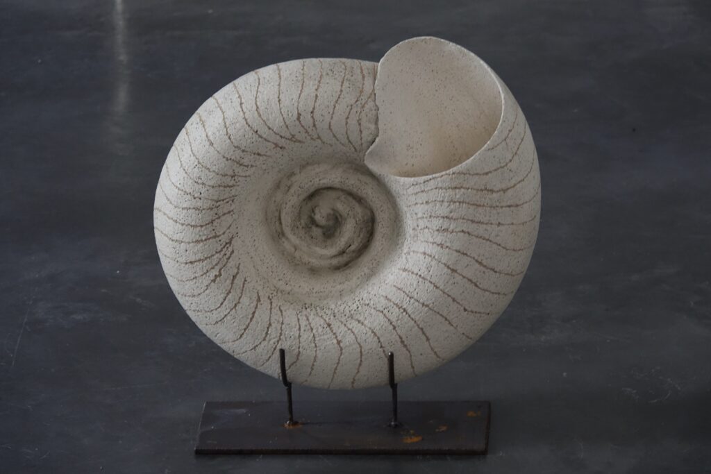 Australorbis, 2020, stoneware with slip and oxides, steel, 45 x 15 x 48 cm