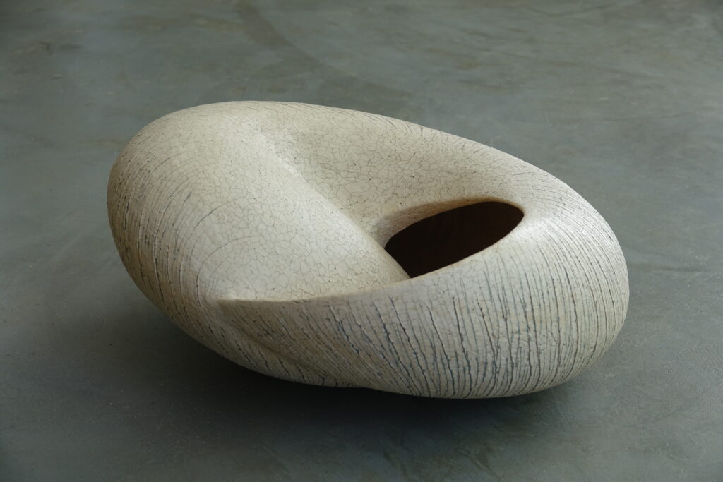 Zachrysia provisoria, 2020, stoneware, slips and oxides, 47 x 23 x 40 cm